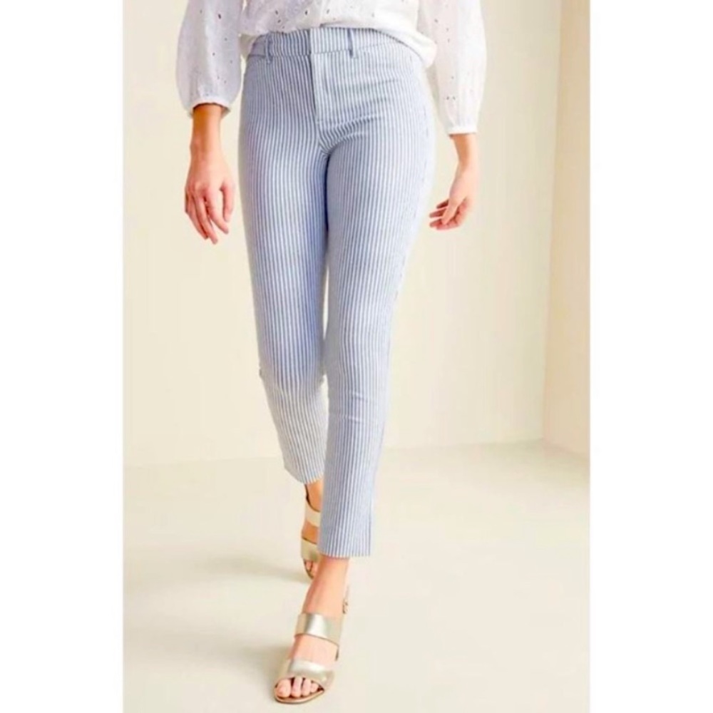 Old navy Pixie High Rise light Blue and white stripped pants